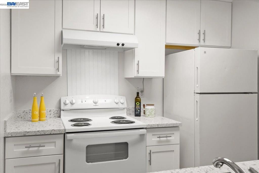 Image 9 of property listing at 39865 Cedar Blvd 229, Newark, CA 94560