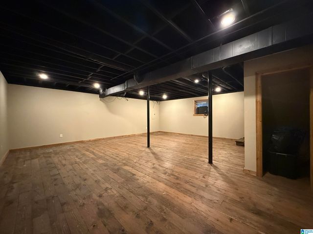 2212 DEER RUN LANE, Hueytown, AL 35023