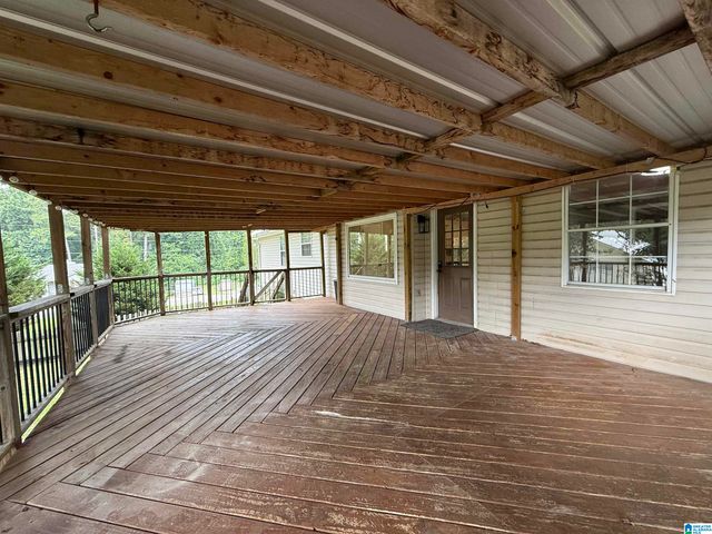 2212 DEER RUN LANE, Hueytown, AL 35023