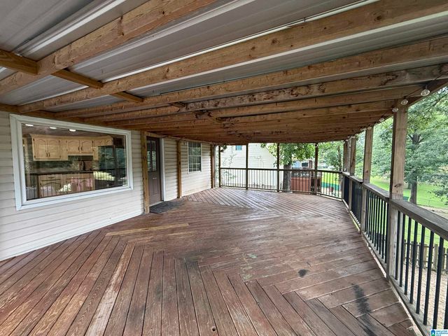 2212 DEER RUN LANE, Hueytown, AL 35023
