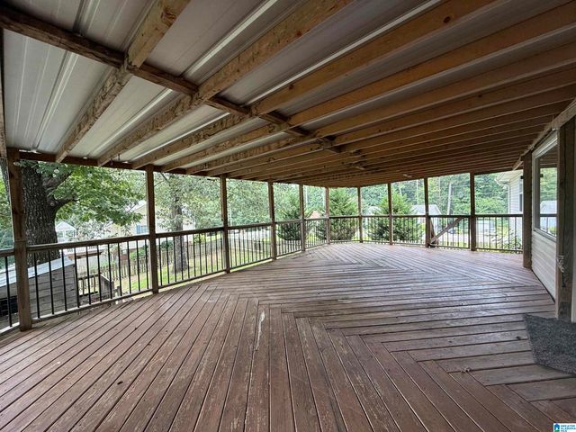 2212 DEER RUN LANE, Hueytown, AL 35023
