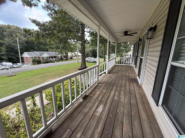 2212 DEER RUN LANE, Hueytown, AL 35023