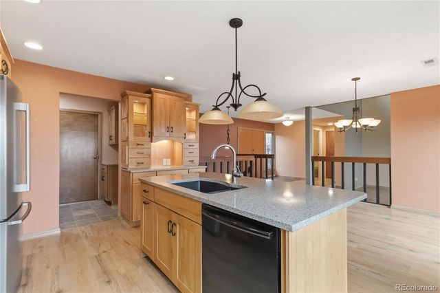 4535 Sentinel Rock, Larkspur, CO 80118