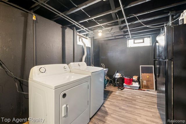 24610 Adlai Avenue, Eastpointe, MI 48021
