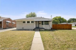 24610 Adlai Avenue, Eastpointe, MI 48021