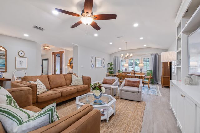 605 Waverly Road, Tallahassee, FL 32312