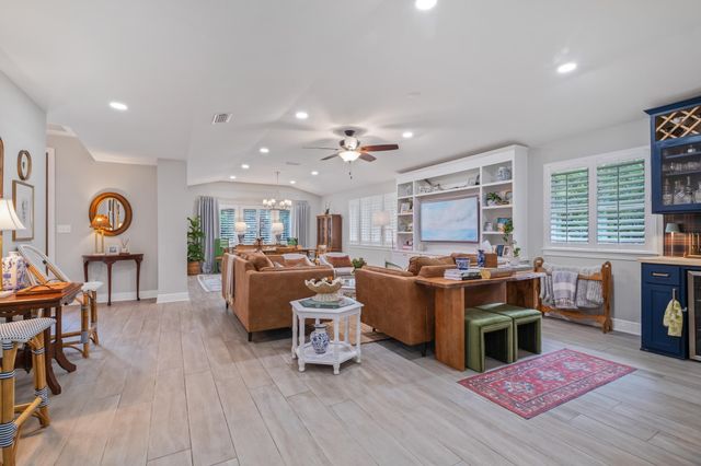 605 Waverly Road, Tallahassee, FL 32312