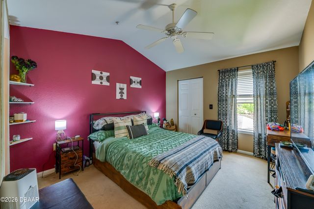 940 Village Trl Unit 4-301, Port Orange, FL 32127