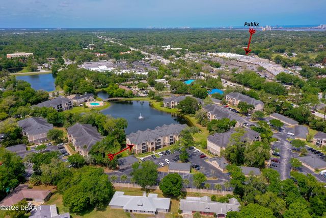 940 Village Trl Unit 4-301, Port Orange, FL 32127