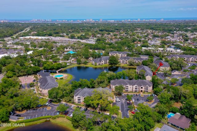940 Village Trl Unit 4-301, Port Orange, FL 32127