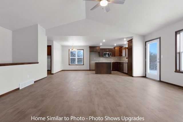 1624 FRONTIER ROAD, Luxemburg, WI 54217