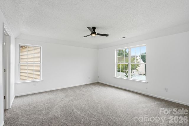 9534 Bradstreet Commons Way, Charlotte, NC 28215