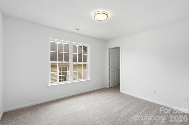 9534 Bradstreet Commons Way, Charlotte, NC 28215