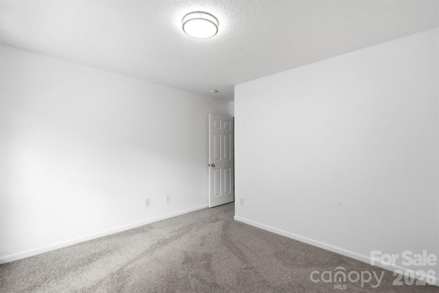 9534 Bradstreet Commons Way, Charlotte, NC 28215