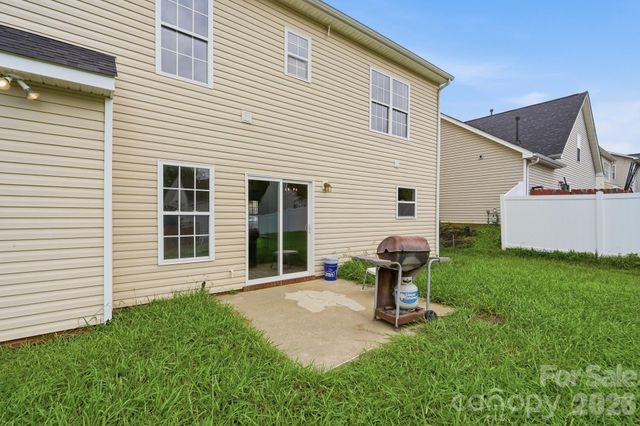 9534 Bradstreet Commons Way, Charlotte, NC 28215