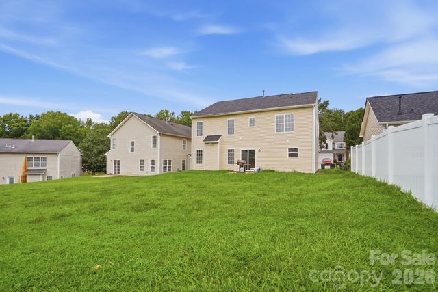 9534 Bradstreet Commons Way, Charlotte, NC 28215