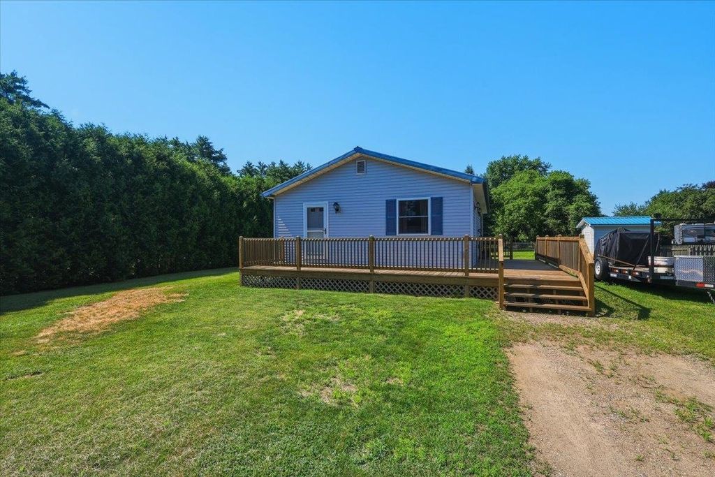 122 Meadow Road, Milton, VT 05468