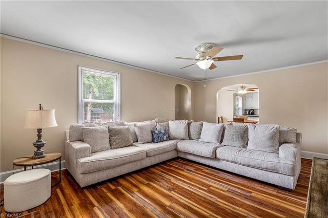 902 Wentworth Street, Reidsville, NC 27320