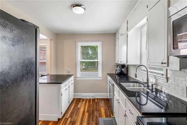 902 Wentworth Street, Reidsville, NC 27320