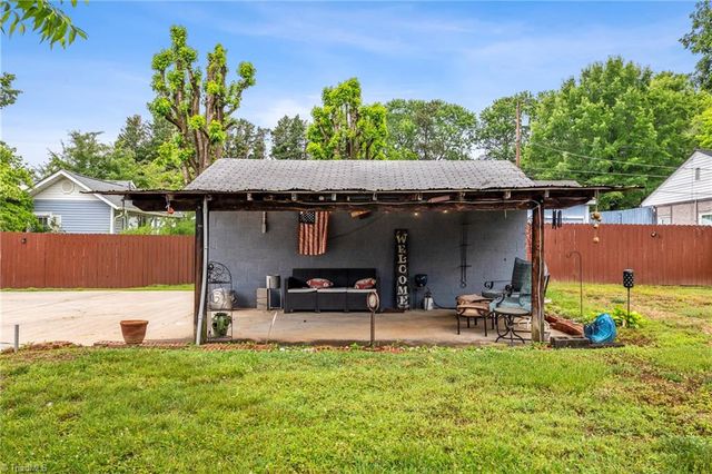 902 Wentworth Street, Reidsville, NC 27320