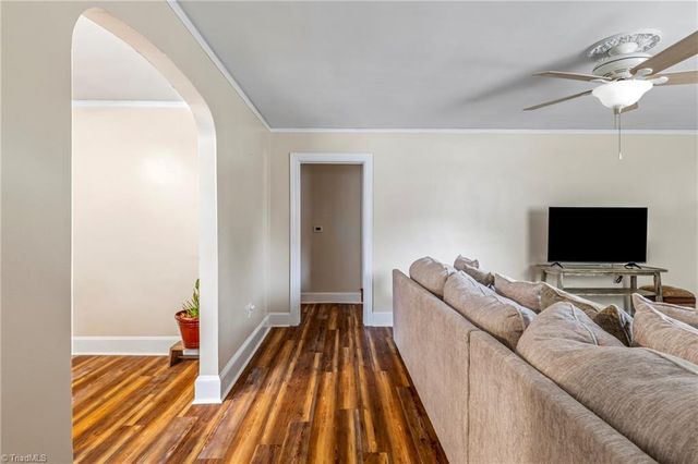 902 Wentworth Street, Reidsville, NC 27320