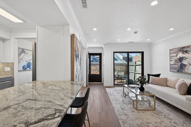 11 Rosewood Drive 11, Stoughton, MA 02072