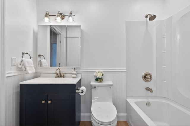 11 Rosewood Drive 11, Stoughton, MA 02072