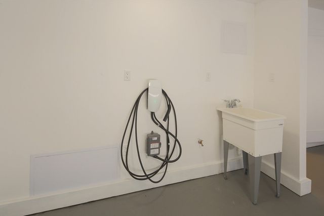 11 Rosewood Drive 11, Stoughton, MA 02072