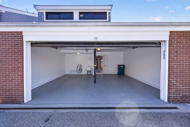 11 Rosewood Drive 11, Stoughton, MA 02072