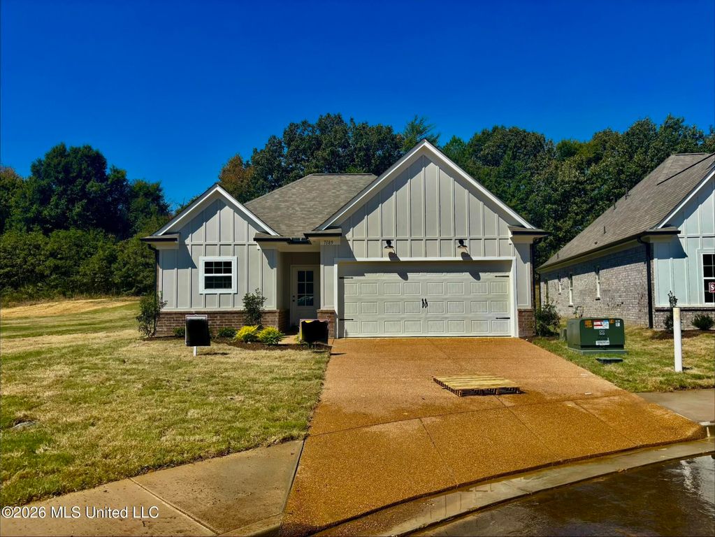 7189 Fairmont Pl Cove, Southaven, MS 38671 — exterior