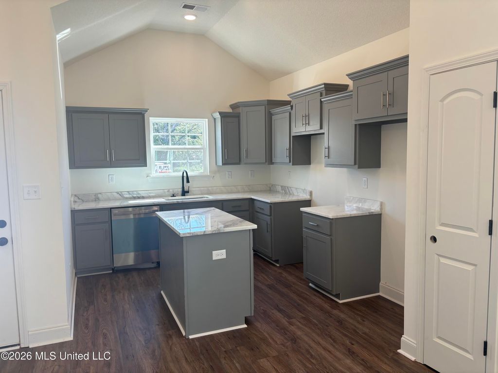 7189 Fairmont Pl Cove, Southaven, MS 38671 — photo 4