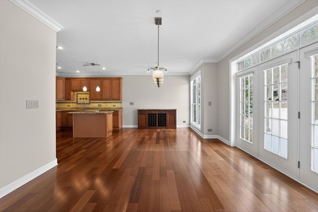 612 Stone Canyon Circle, Inverness, IL 60010