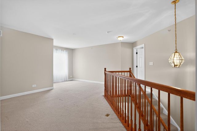 612 Stone Canyon Circle, Inverness, IL 60010