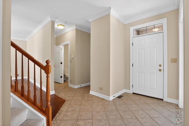 612 Stone Canyon Circle, Inverness, IL 60010