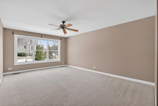 612 Stone Canyon Circle, Inverness, IL 60010