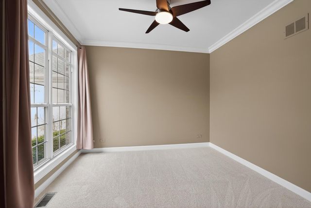 612 Stone Canyon Circle, Inverness, IL 60010