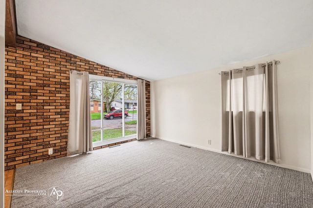 1005 MacDonald Avenue, Flint, MI 48502