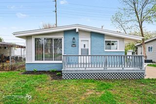 1005 MacDonald Avenue, Flint, MI 48502