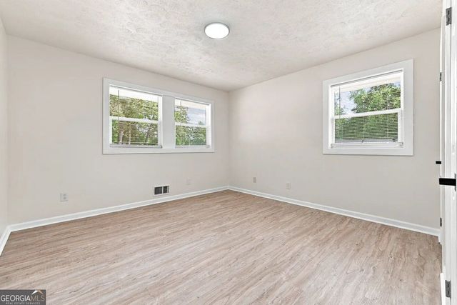 4195 Valley Lake Terrace SW, Atlanta, GA 30349