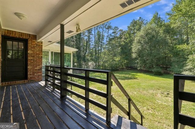 4195 Valley Lake Terrace SW, Atlanta, GA 30349