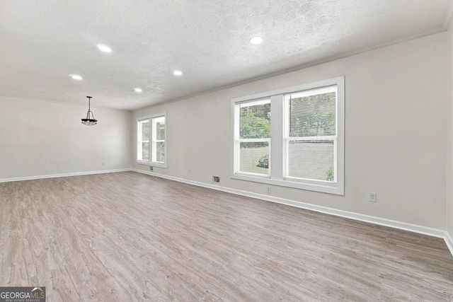 4195 Valley Lake Terrace SW, Atlanta, GA 30349