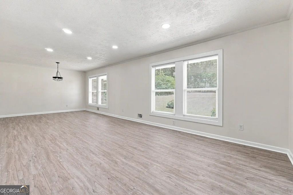 4195 Valley Lake Terrace SW, Atlanta, GA 30349 — photo 5
