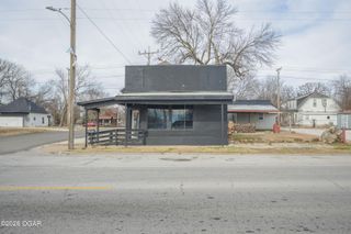1301 E Broadway Street, Joplin, MO 64801