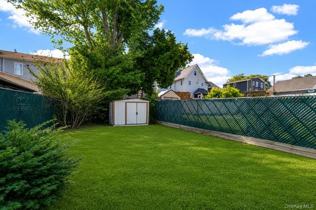 464 S 2nd Avenue, Mount Vernon, NY 10550