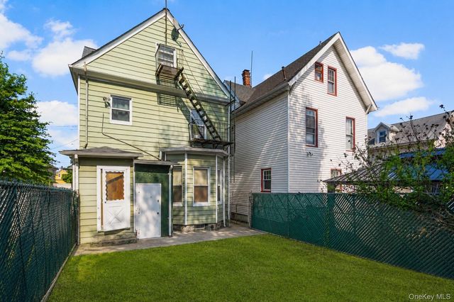 464 S 2nd Avenue, Mount Vernon, NY 10550