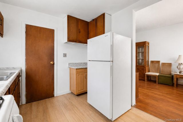 464 S 2nd Avenue, Mount Vernon, NY 10550