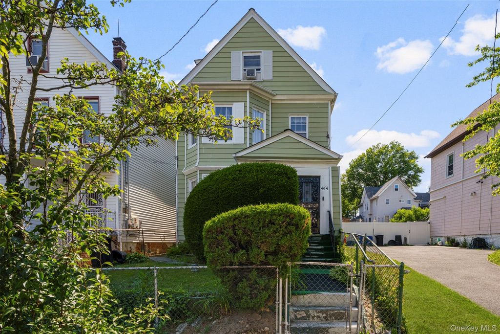 464 S 2nd Avenue, Mount Vernon, NY 10550