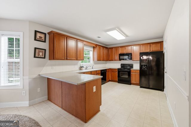 4442 Pond Edge Road, Snellville, GA 30039