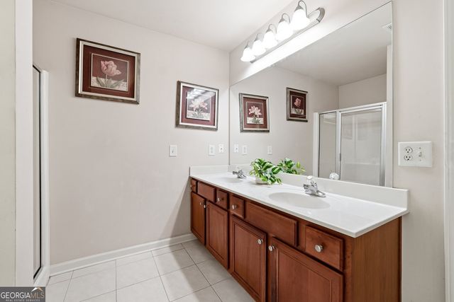 4442 Pond Edge Road, Snellville, GA 30039