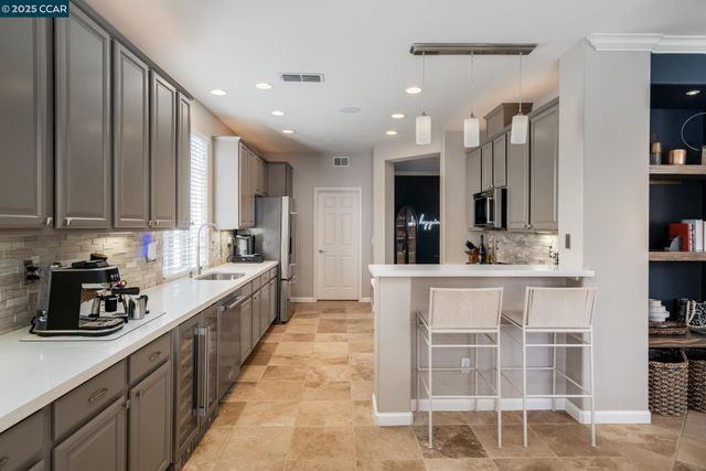 84 Plumeria Ct, Danville, CA 94506